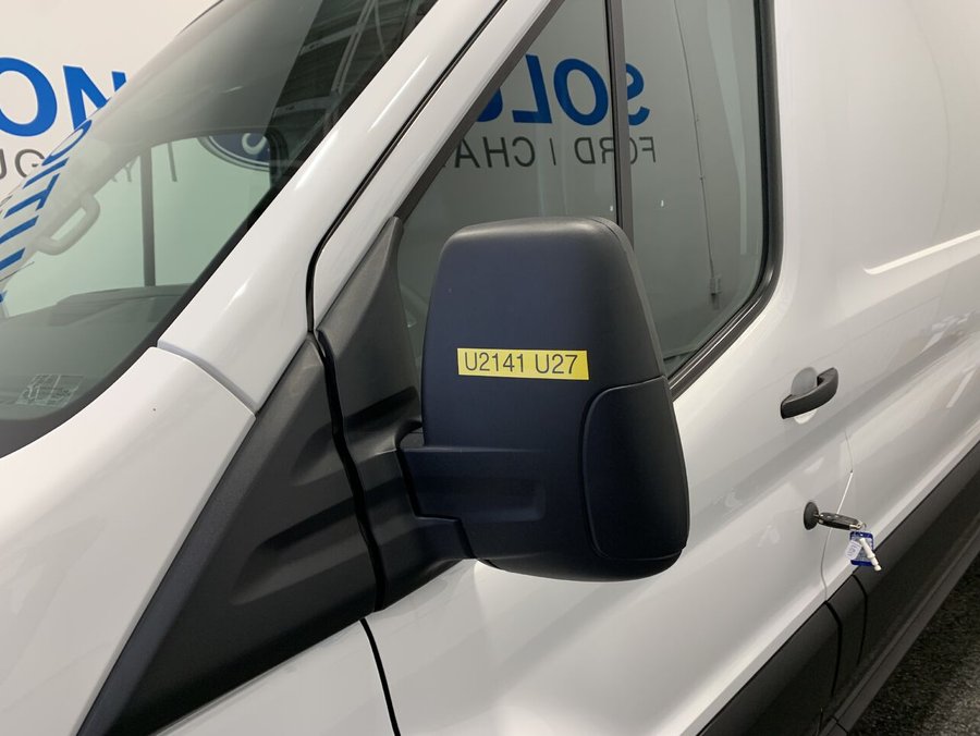 Ford Transit fourgon utilitaire 2022 Blanc