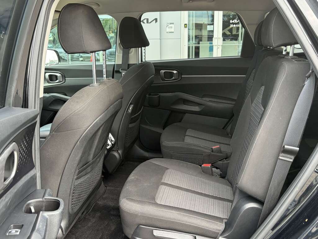 Kia Sorento 2023 Noir Gatineau - photo #10