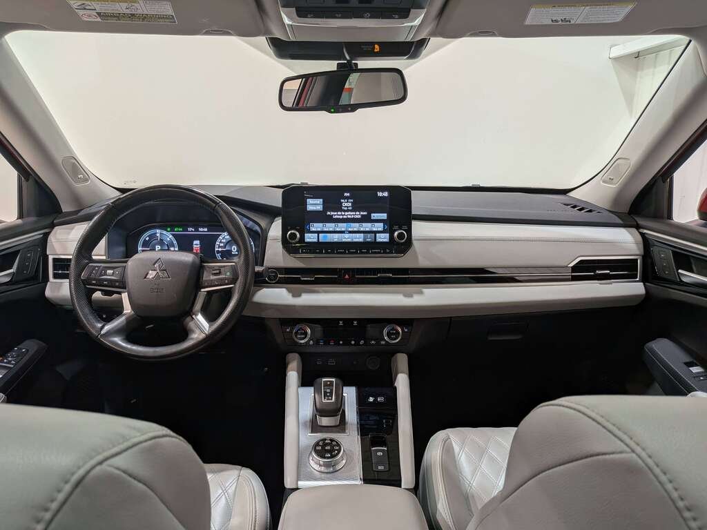2023 Mitsubishi Outlander Plug-In Hybrid GT S-AWC Red Val-David - photo #14
