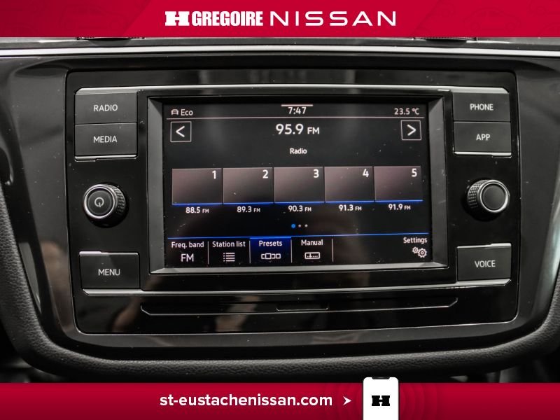 2021 Volkswagen Tiguan Grey Laval - photo #19
