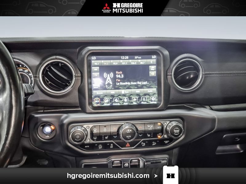 2020 Jeep Wrangler Unlimited Black Blainville - photo #26