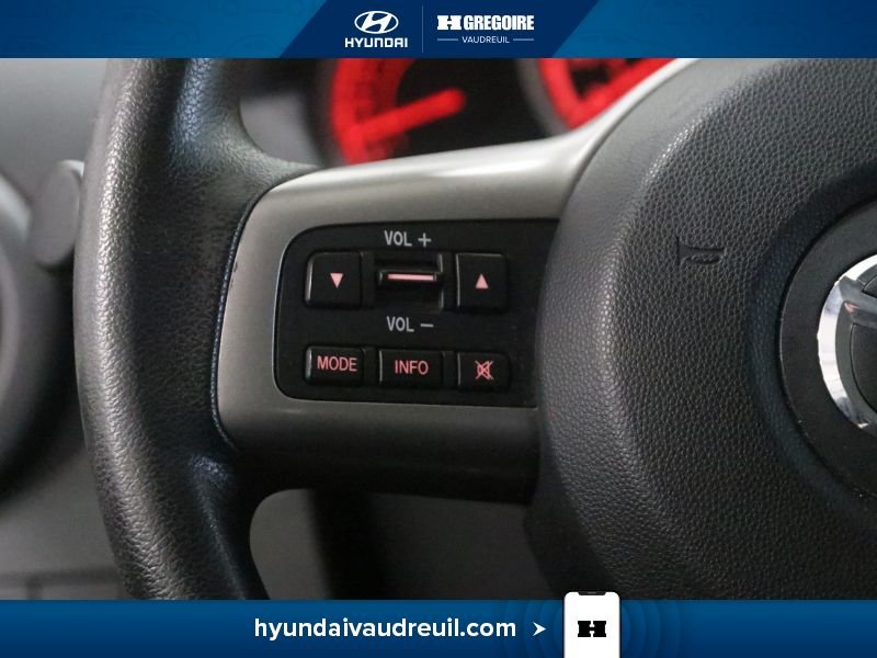 2011 Mazda 2 Silver Blainville - photo #20