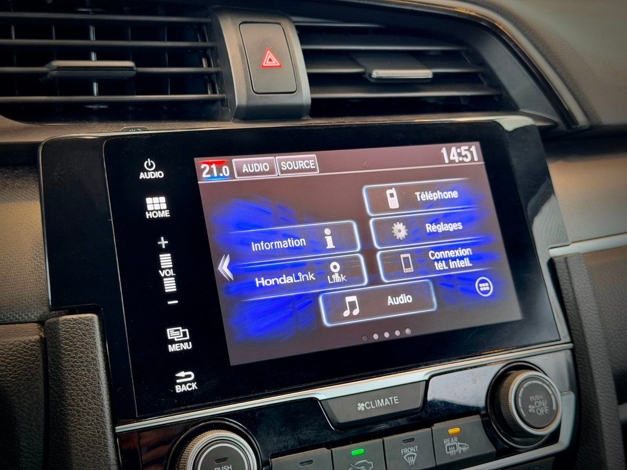 2018 Honda Civic Coupe Blue Notre-Dame-des-Prairies - photo #20