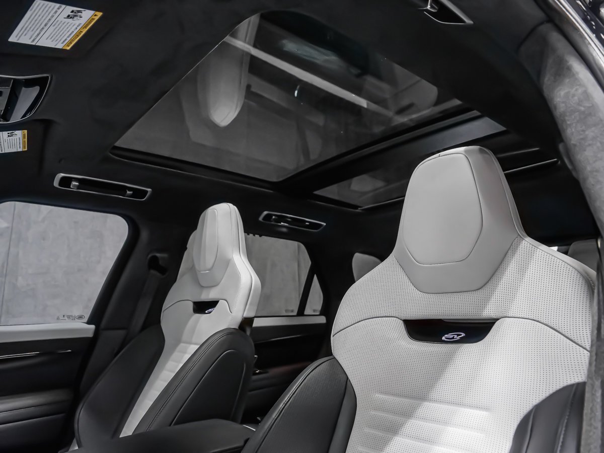 2024 Land Rover Range Rover Sport EDITION ONE SV Black Montreal - photo #42