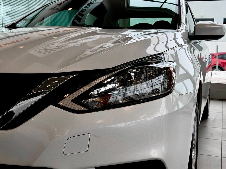 Nissan Sentra 2018 2018 Blanc