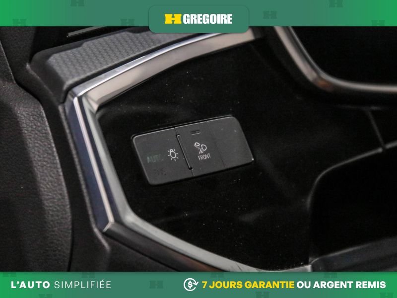2020 Audi Q3 White Laval - photo #16