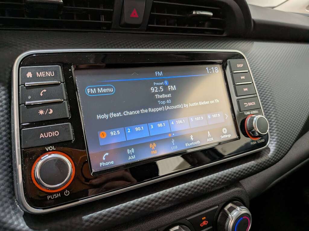 2024 Nissan Kicks S FWD Grey Val-David - photo #23