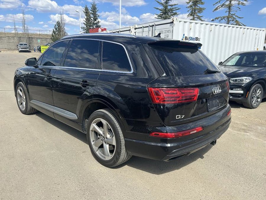 2018 Audi Q7 2018 Black