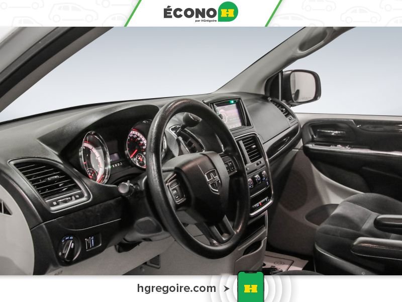 2017 Dodge GR Caravan White Laval - photo #9