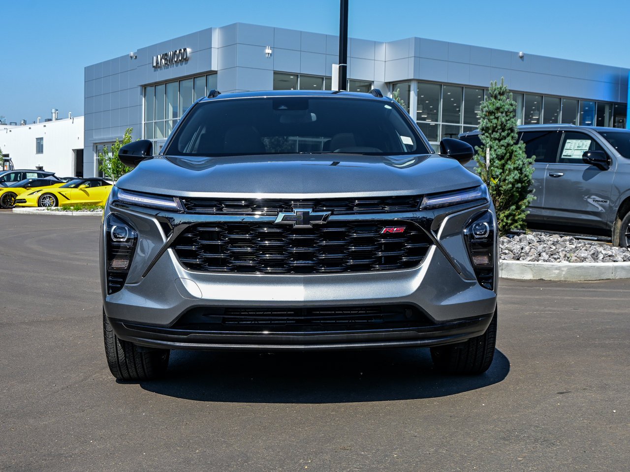2025 Chevrolet Trax FWD 4dr 2RS Grey Sherwood Park - photo #2