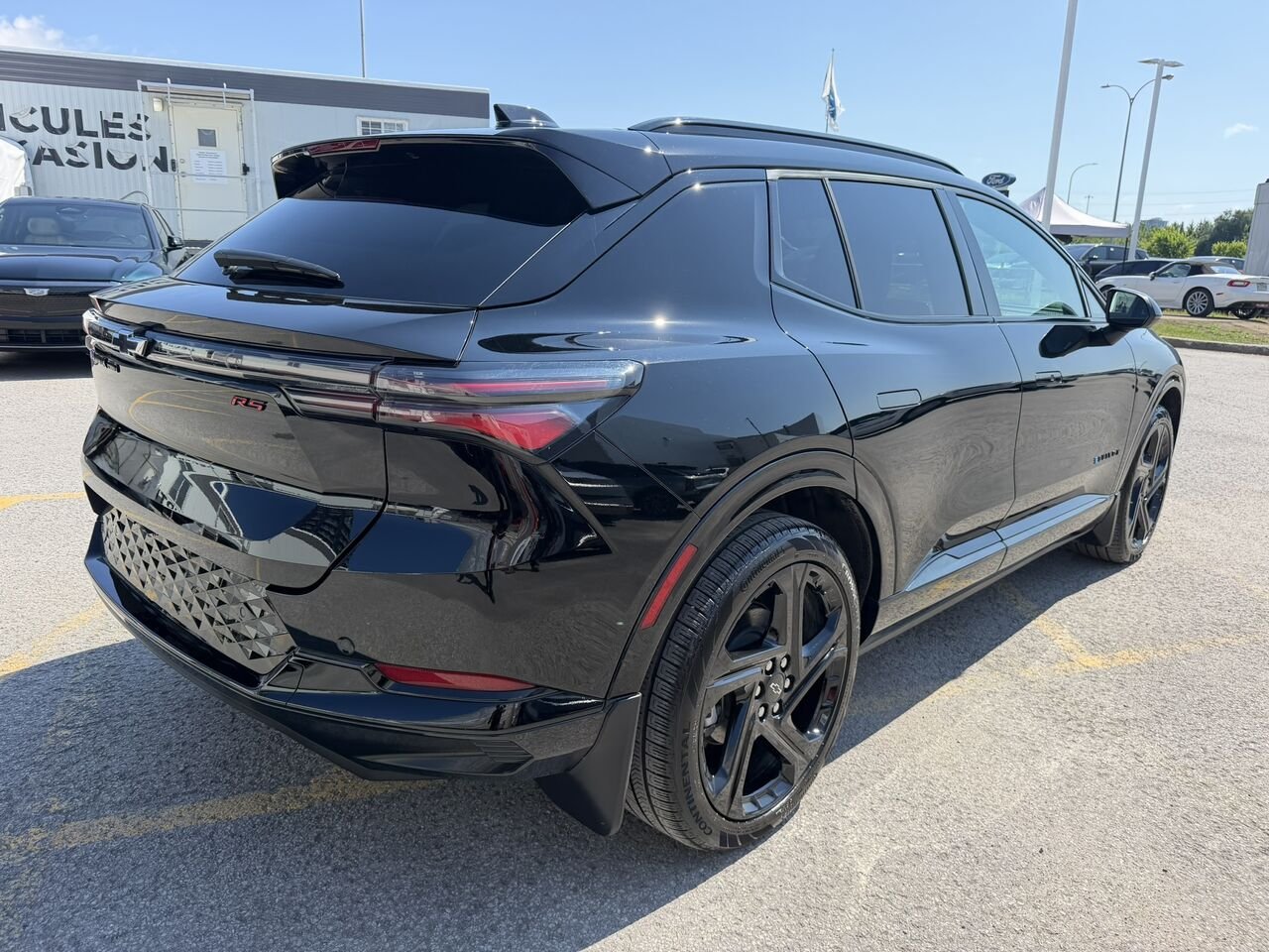 2026 Chevrolet Equinox EV RS AWD TOIT PANORAMIQUE Black Laval - photo #7