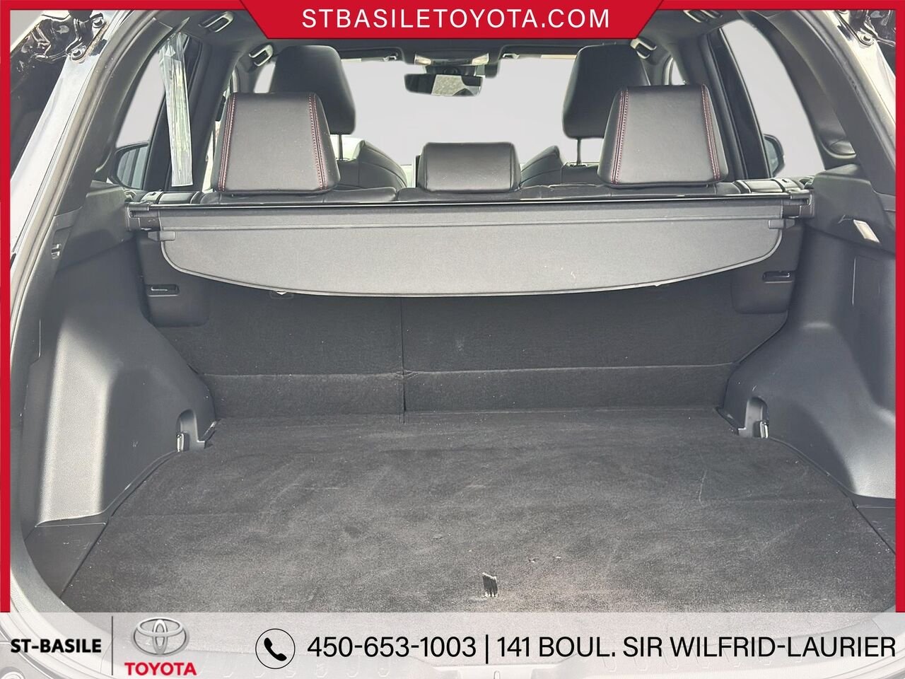 2024 TOYOTA RAV4 PRIME Black Saint-Basile-le-Grand - photo #8