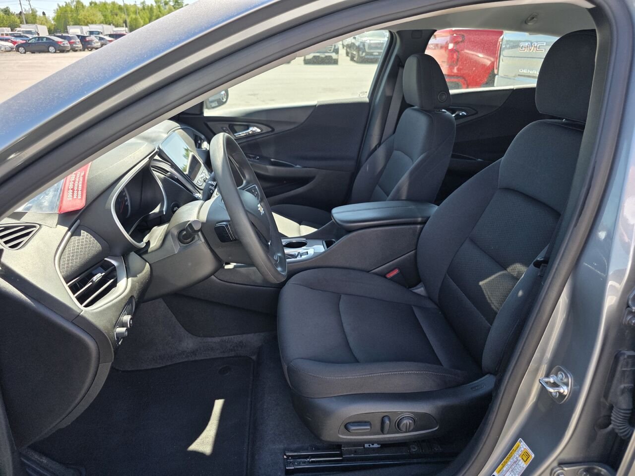 2024 Chevrolet Malibu 1LT Grey Rouyn-Noranda - photo #8