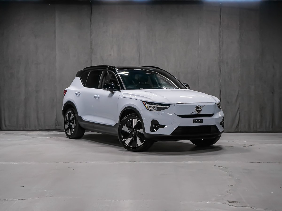 2024 Volvo XC40 Recharge Pure Electric PLUS CLIMATE Blue Montreal - photo #1