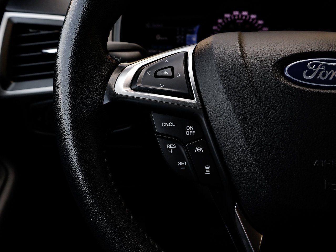 2023 Ford Edge SEL AWD Black Sherwood Park - photo #19