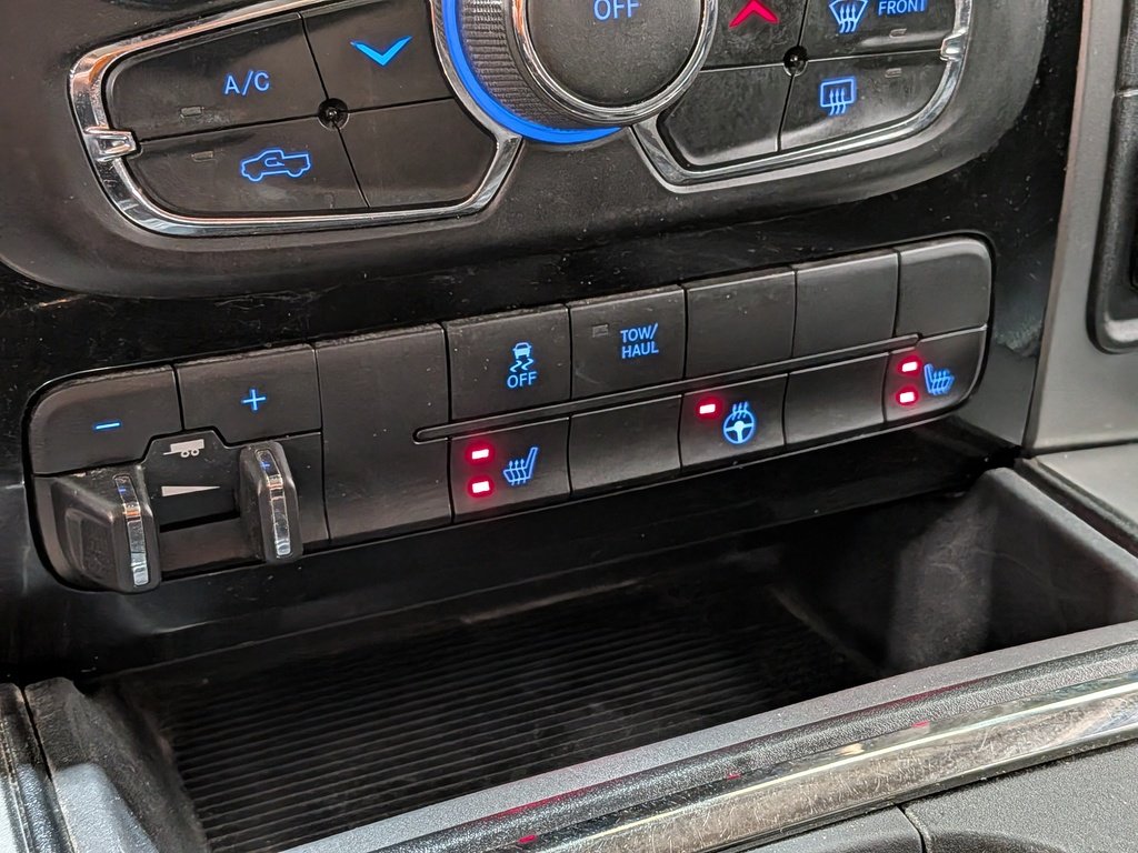 2017 Ram 1500 4WD Quad Cab 140.5" Sport Blue Val-David - photo #24