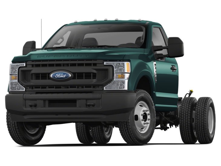 2026 Ford Super Duty F-350 à roues arrière jumelées Châssis-cabines XLT