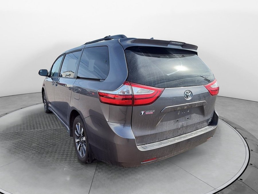 Toyota Sienna 2018 2018 Gris