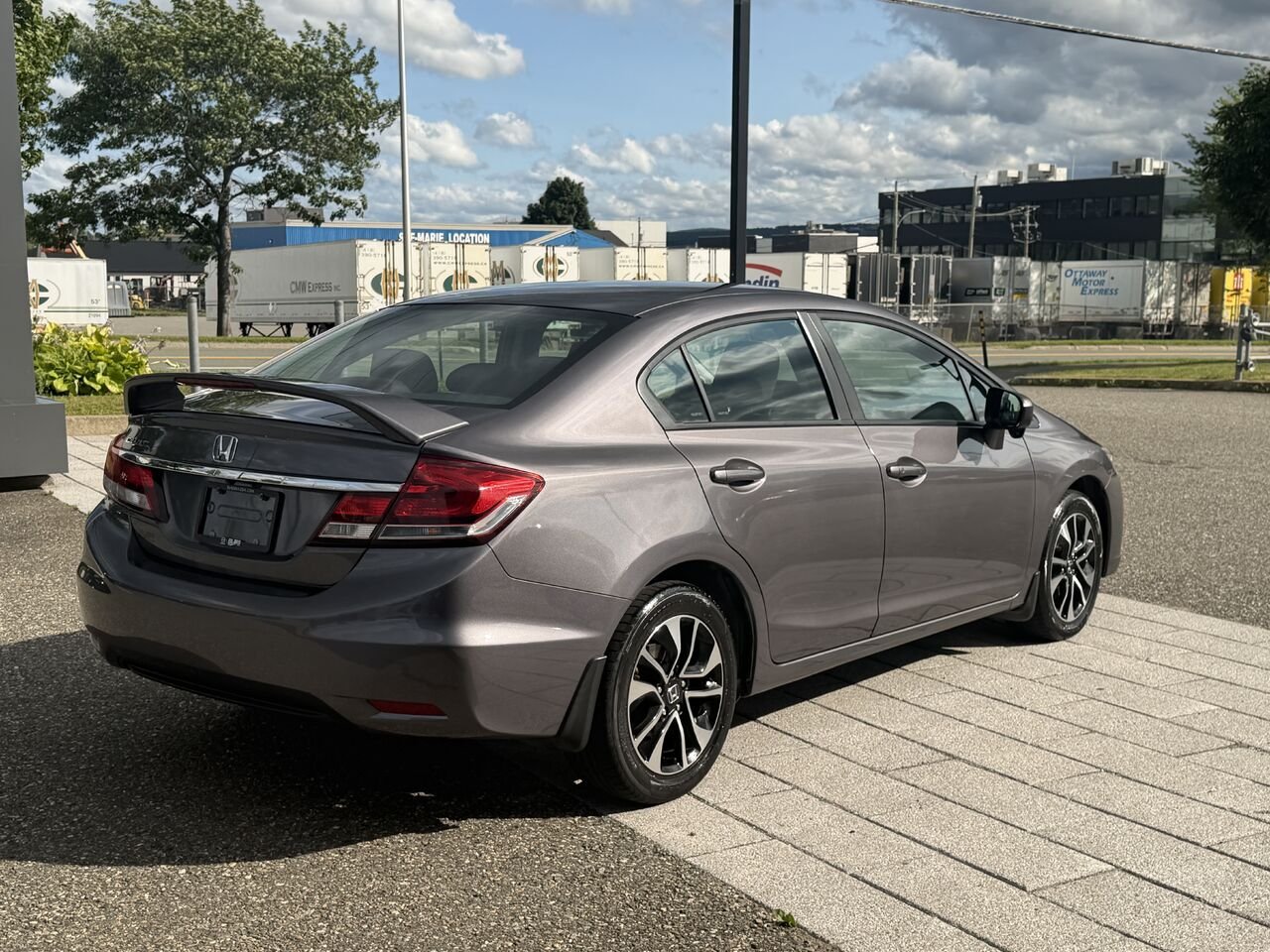 2014 Honda Civic Berline Grey Ste-Marie - photo #3