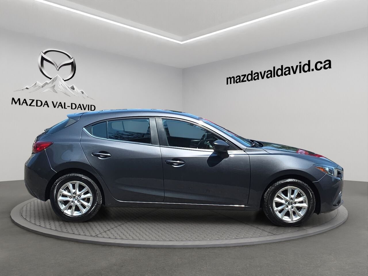2016 Mazda Mazda3 Hayon 4 portes Sport, boîte automatique, GS Grey Val-David - photo #3