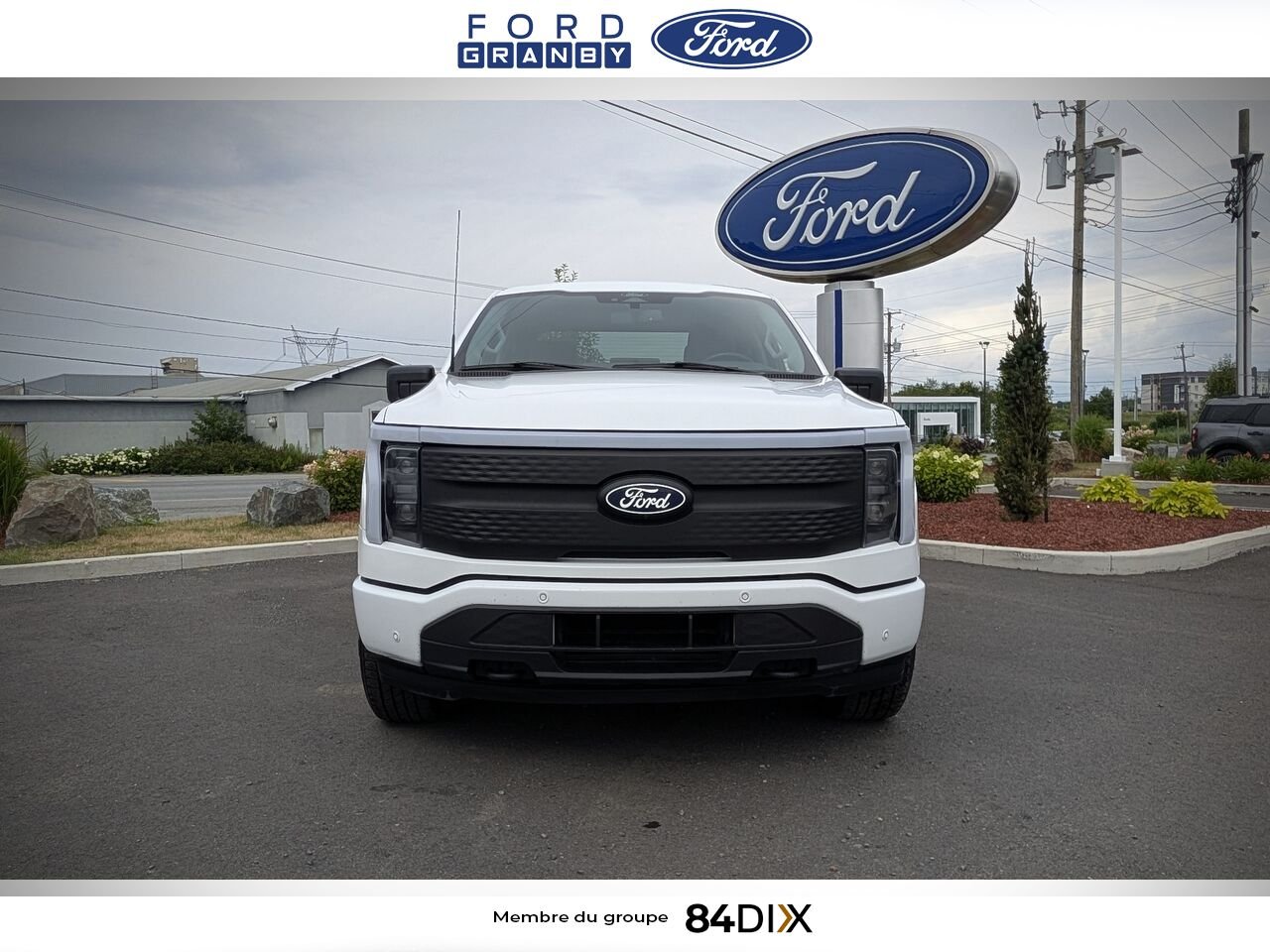 2024 Ford F-150 Lightning White Granby - photo #1