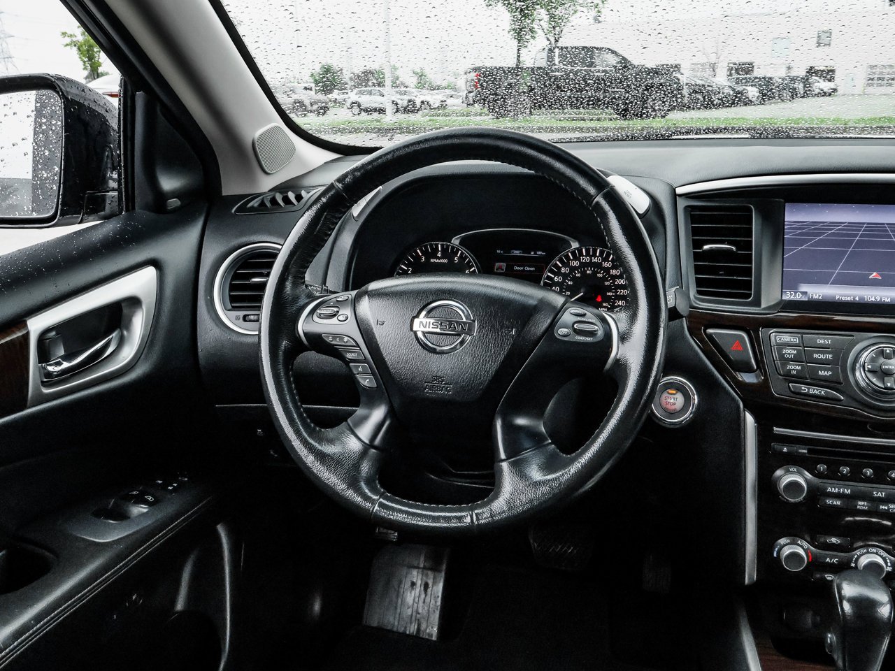2015 Nissan Pathfinder 4WD 4dr Platinum Grey Sherwood Park - photo #18