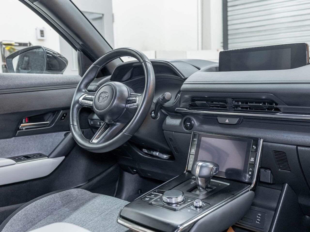 2023 Mazda MX-30 EV GS E-SKY *NAV* CHARGE RAPIDE SIEGES CHAUF REG ADAP White Saint-Jérôme - photo #25