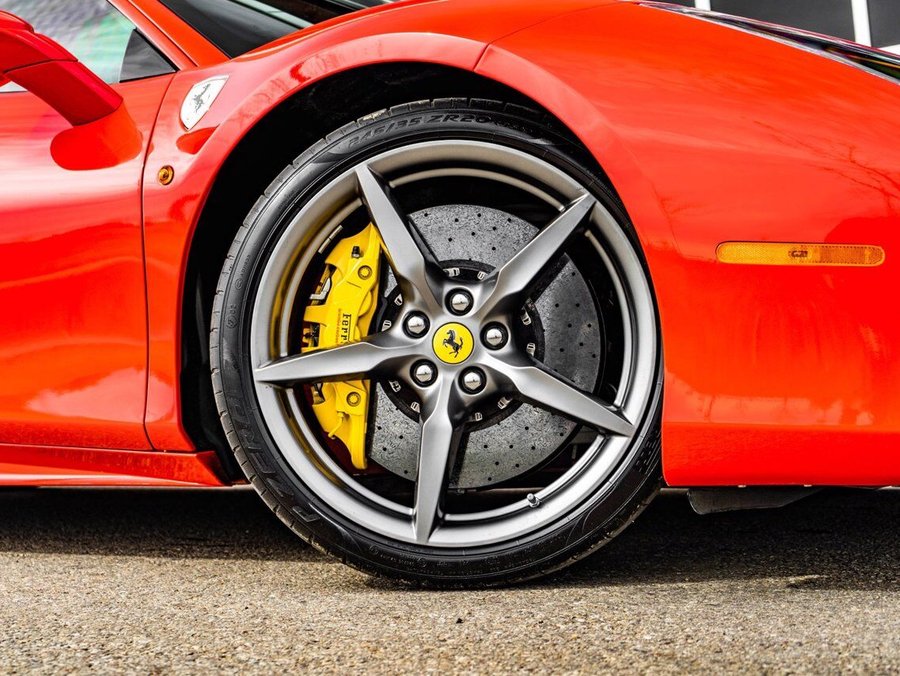 2019 Ferrari 488 GTB 2019 Red