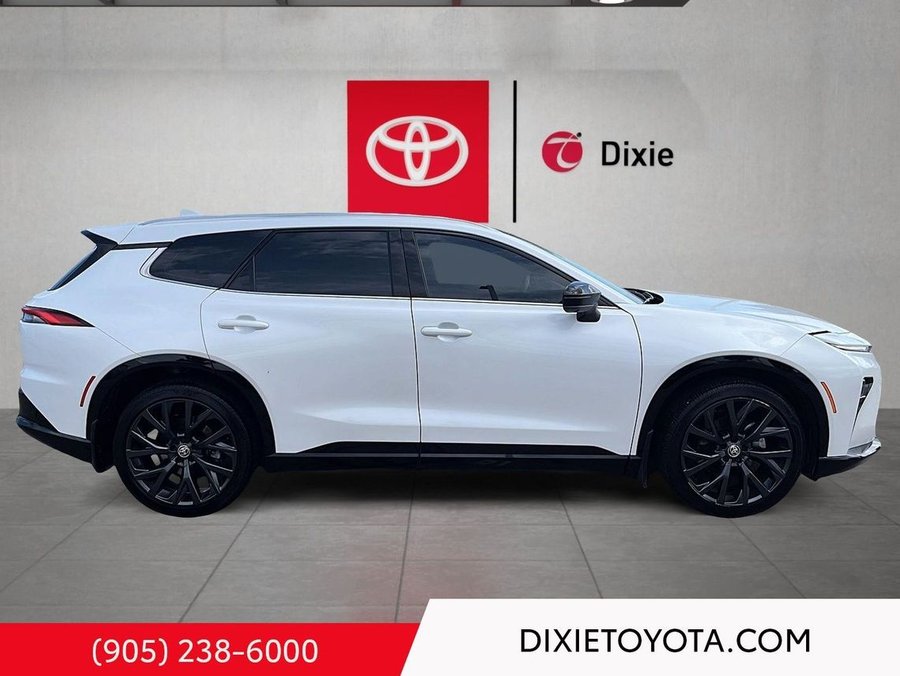 2025 Toyota Crown Signia 2025 White