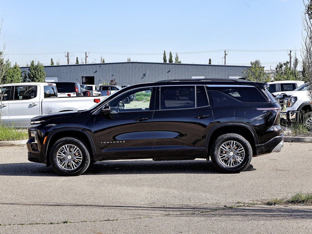 2026 Chevrolet Traverse AWD 4dr LT Black Sherwood Park - photo #9