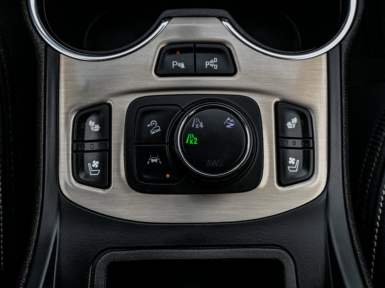 2022 GMC Terrain AWD 4dr Denali White Sherwood Park - photo #31