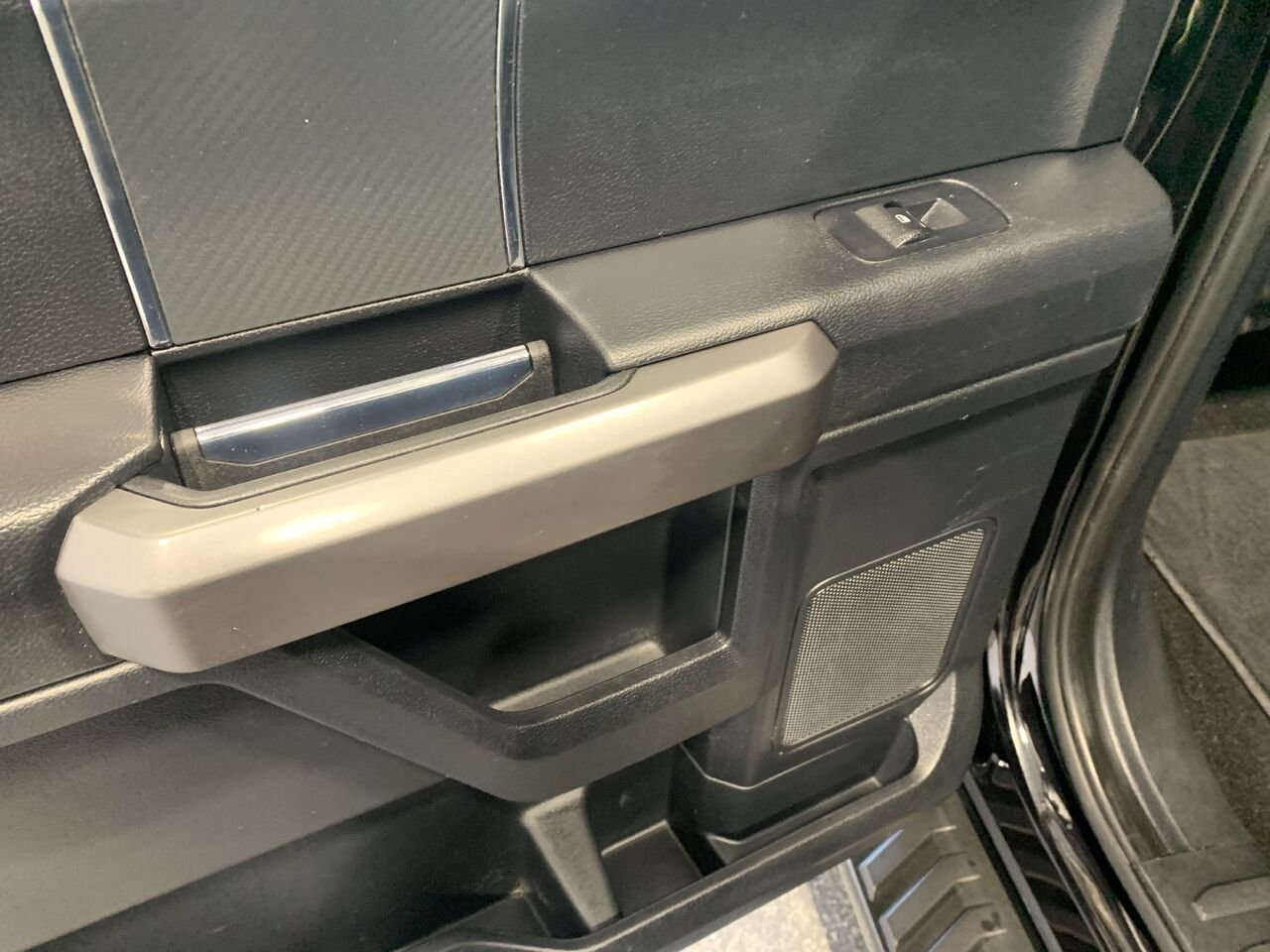 2019 Ford F-150 F-150 SUPERCREW XLT SPORT Black Châteauguay - photo #23