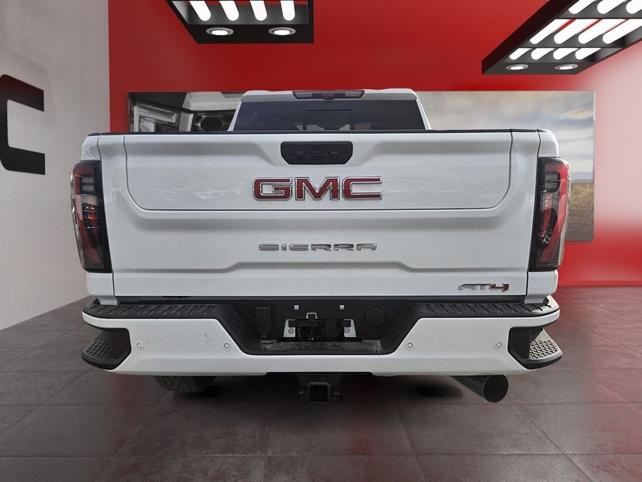 GMC Sierra 2500HD AT4 cabine multiplace 4RM 159 po 2026 BLANC SOMMET