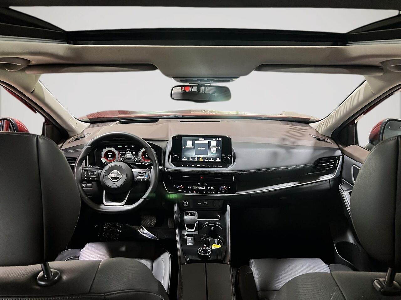 2023 Nissan Rogue Red Québec - photo #5