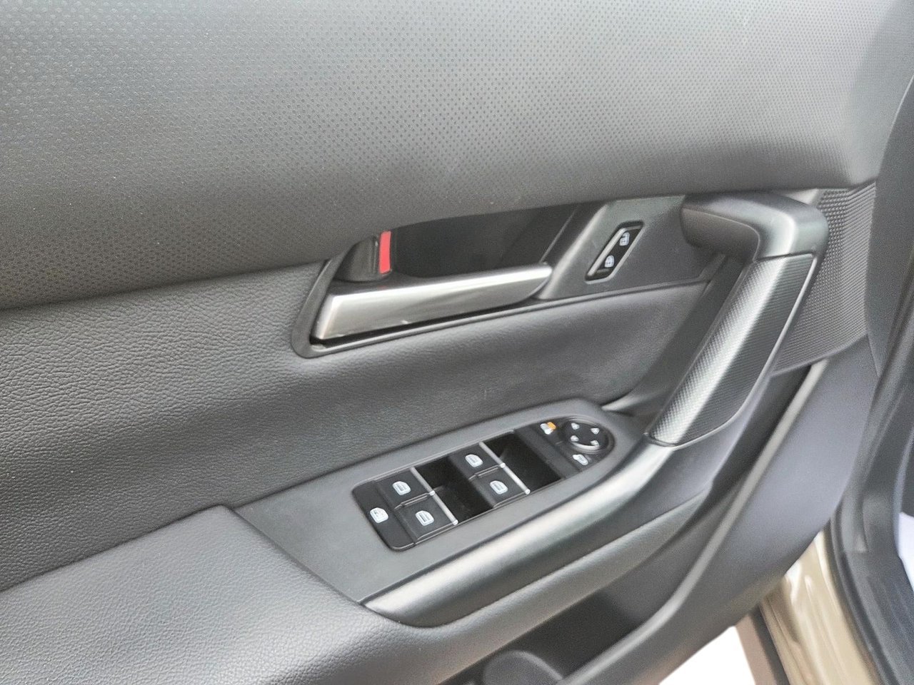 Mazda CX-50 NIV 7MMVABCM2SN346425 2025 Beige Baie-Comeau - photo #11