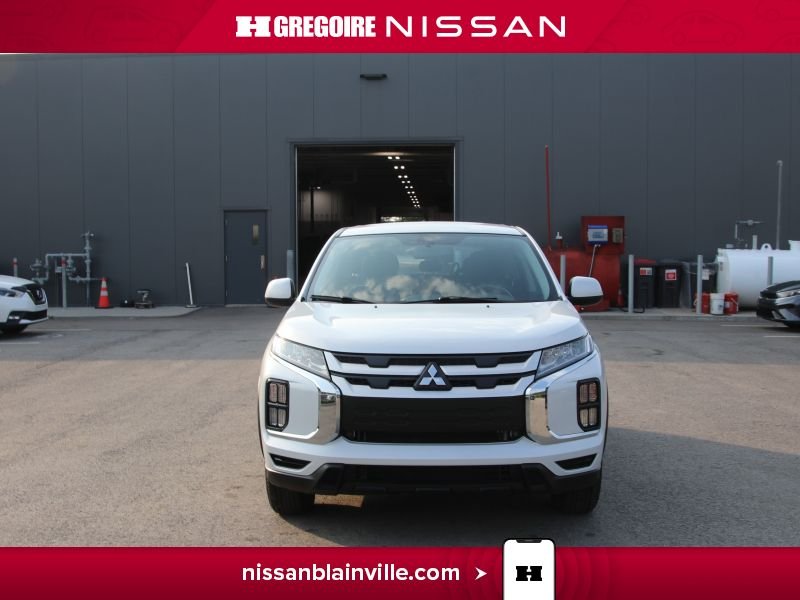 2022 Mitsubishi RVR White Blainville - photo #2