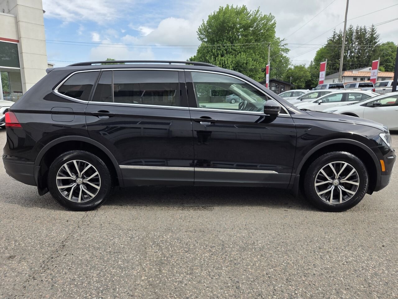 2019 VOLKSWAGEN TIGUAN Black Amos - photo #3