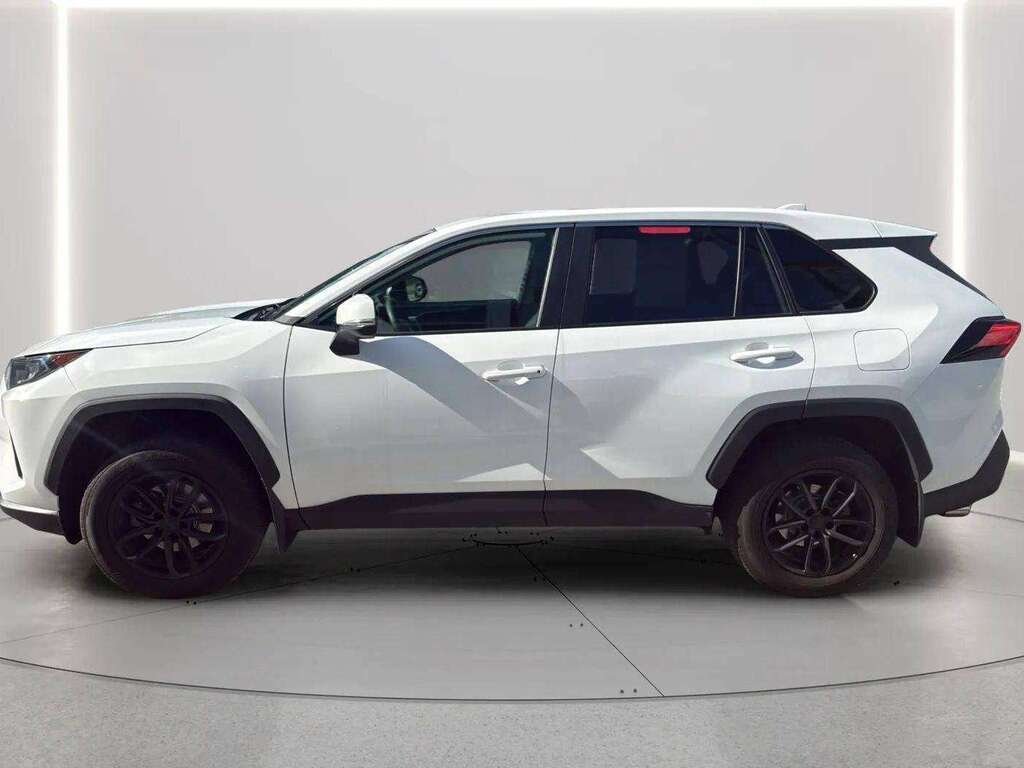 2024 Toyota RAV4 White Gatineau - photo #1