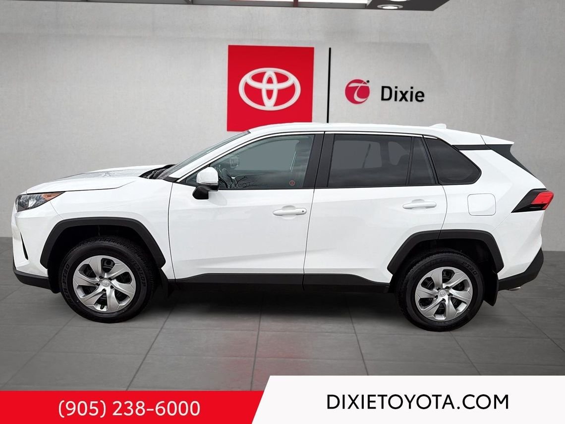 2023 Toyota RAV4 Heated Seats, Bluetooth White Mississauga - photo #4