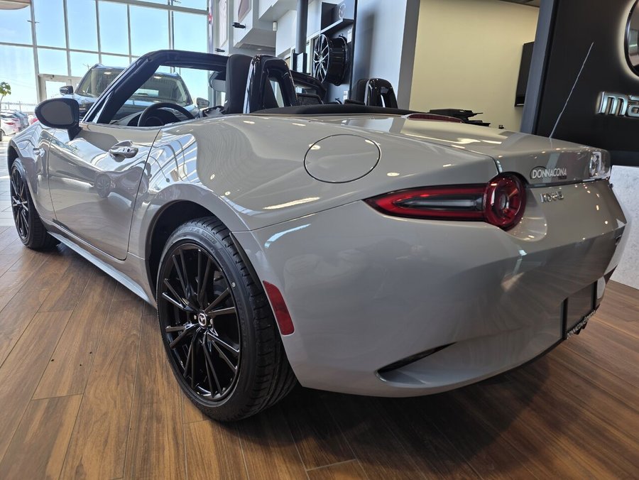 Mazda MX-5 2026 2026 Gris aéro métallisé