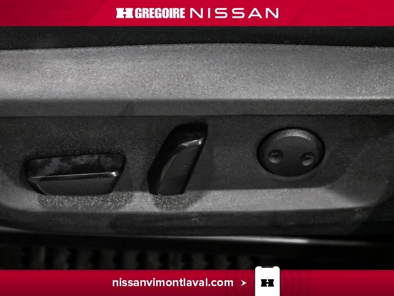 2023 Nissan Rogue Grey Saint-Eustache - photo #14