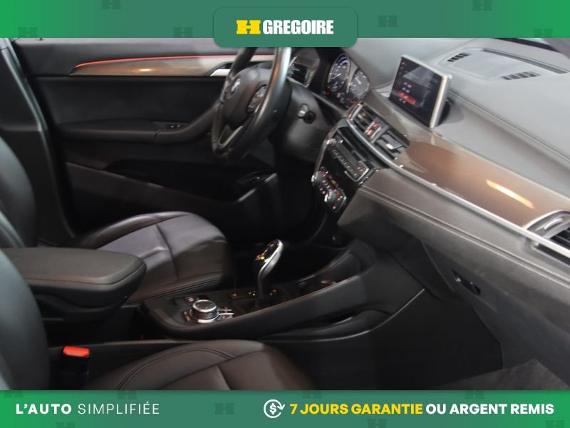 BMW X1 821757 | xDrive28i AWD AUTO A/C MAGS CUIR NAV CAM RECUL BLU 2022 Noir Laval - photo #32