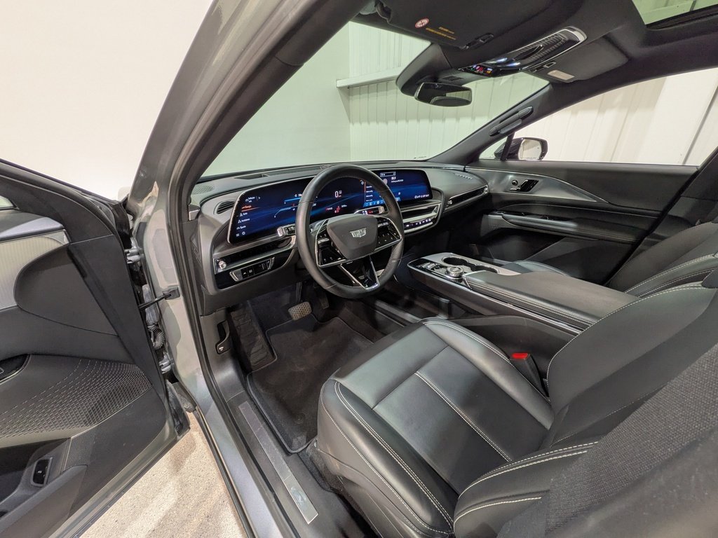 Cadillac LYRIQ 4dr Tech w/1SA 2024 Gris Val-David - photo #10