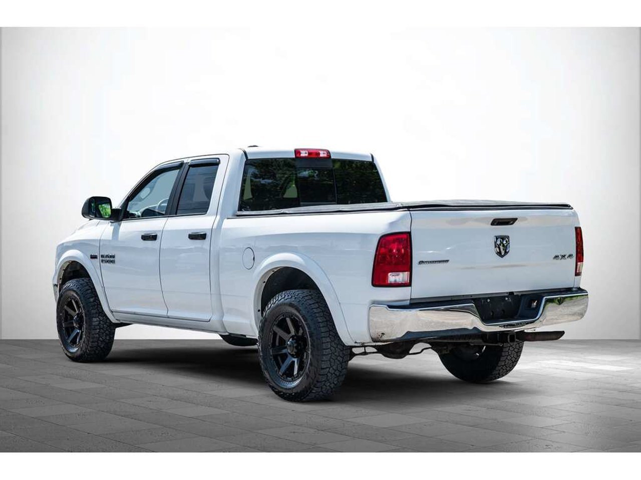 Ram 1500 2017 Blanc Sainte-Julienne - photo #6