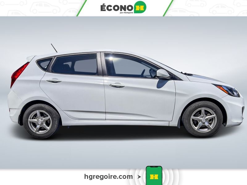 2013 Hyundai Accent White Laval - photo #8