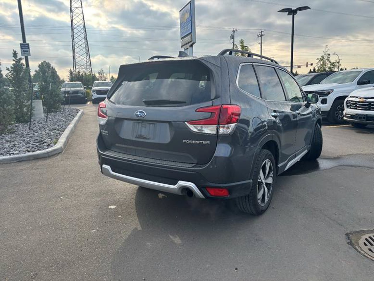 2020 Subaru Forester 2.5i Premier Horizon Blue Pearl Sherwood Park - photo #2
