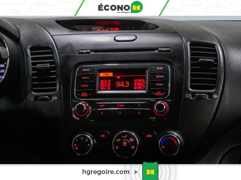 Kia Forte 821159 | LX+ AUTO A/C GR ELECT TOIT BLUETOOTH 2016 Gris Laval - photo #17