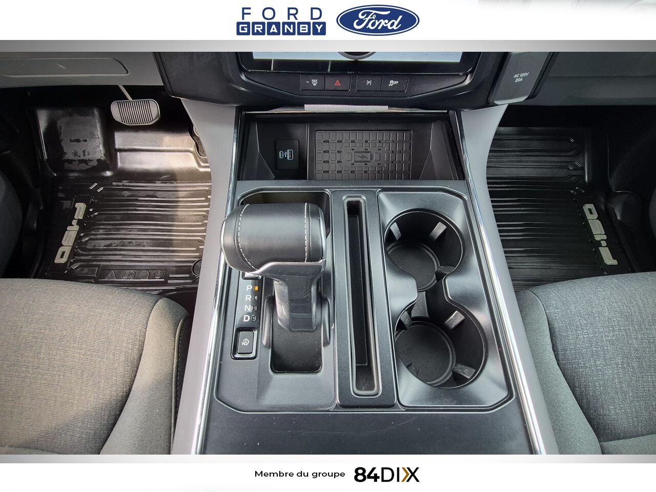 2024 Ford F-150 Lightning White Granby - photo #27