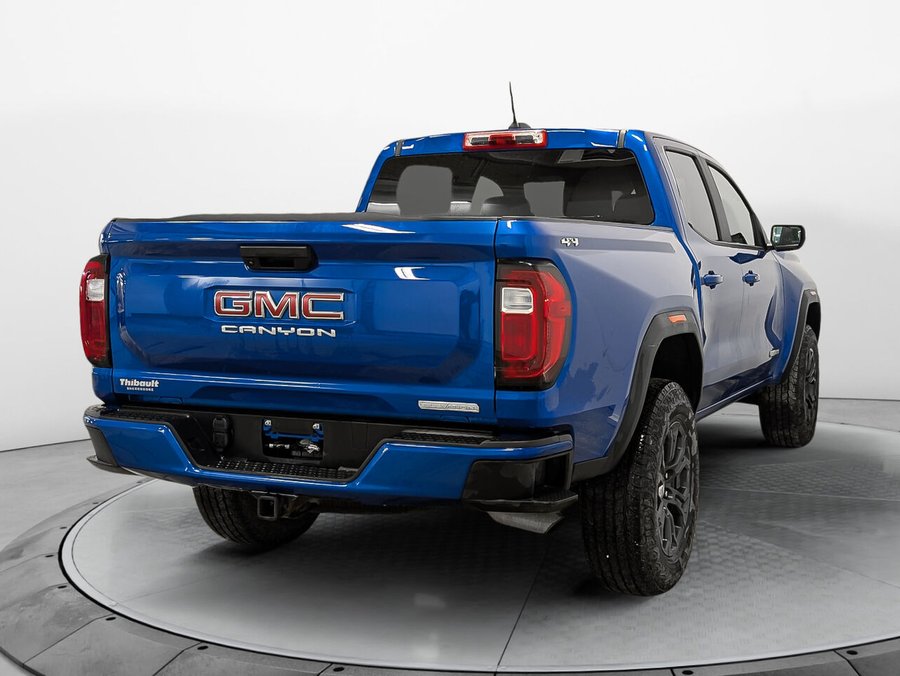 GMC Canyon 4WD Crew Cab Elevation Bas Kilométrage 2024 Bleu