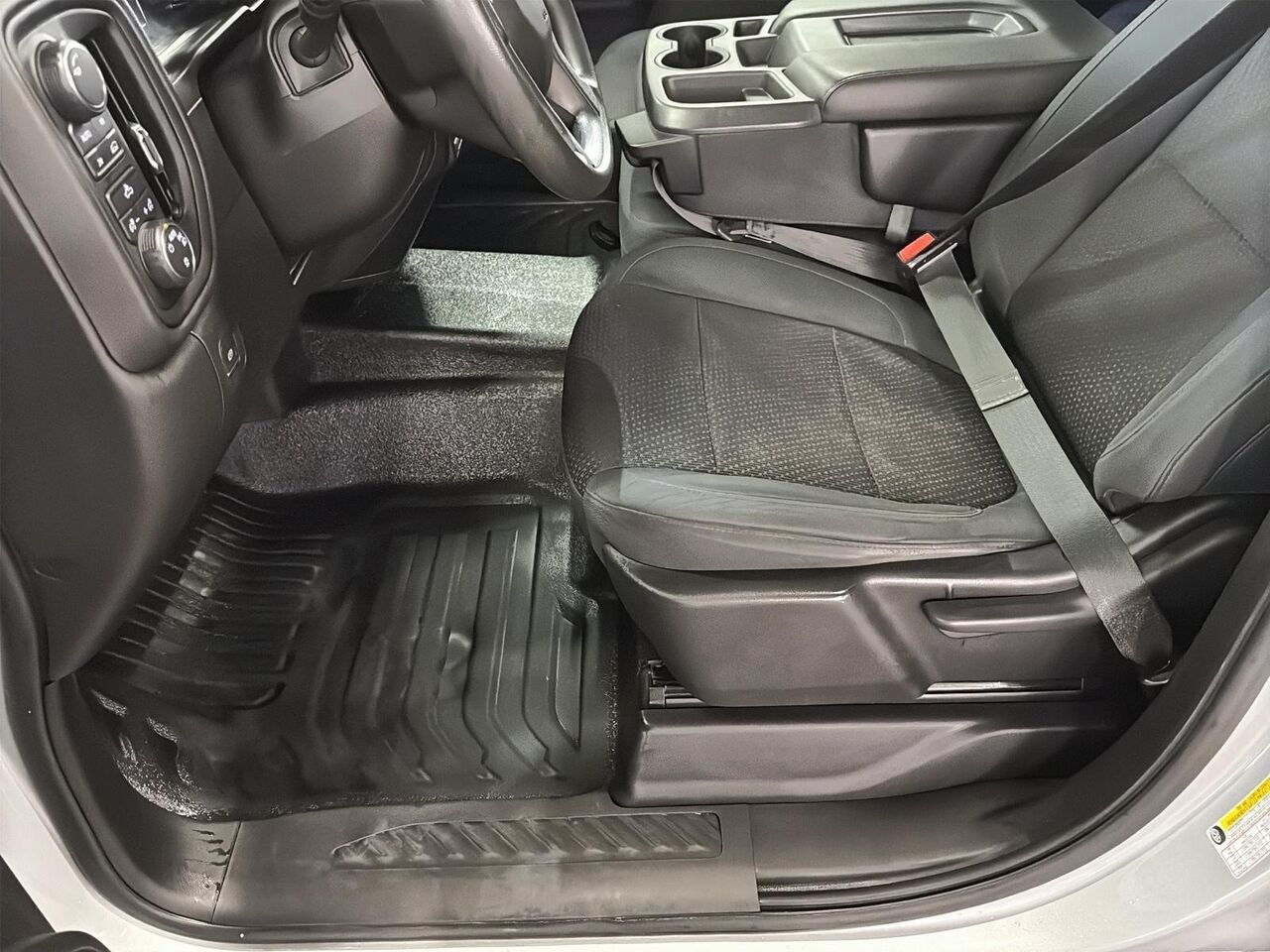 CHEVROLET SILVERADO 1500 1500 WT 2019 Argent Saint-Hyacinthe - photo #7